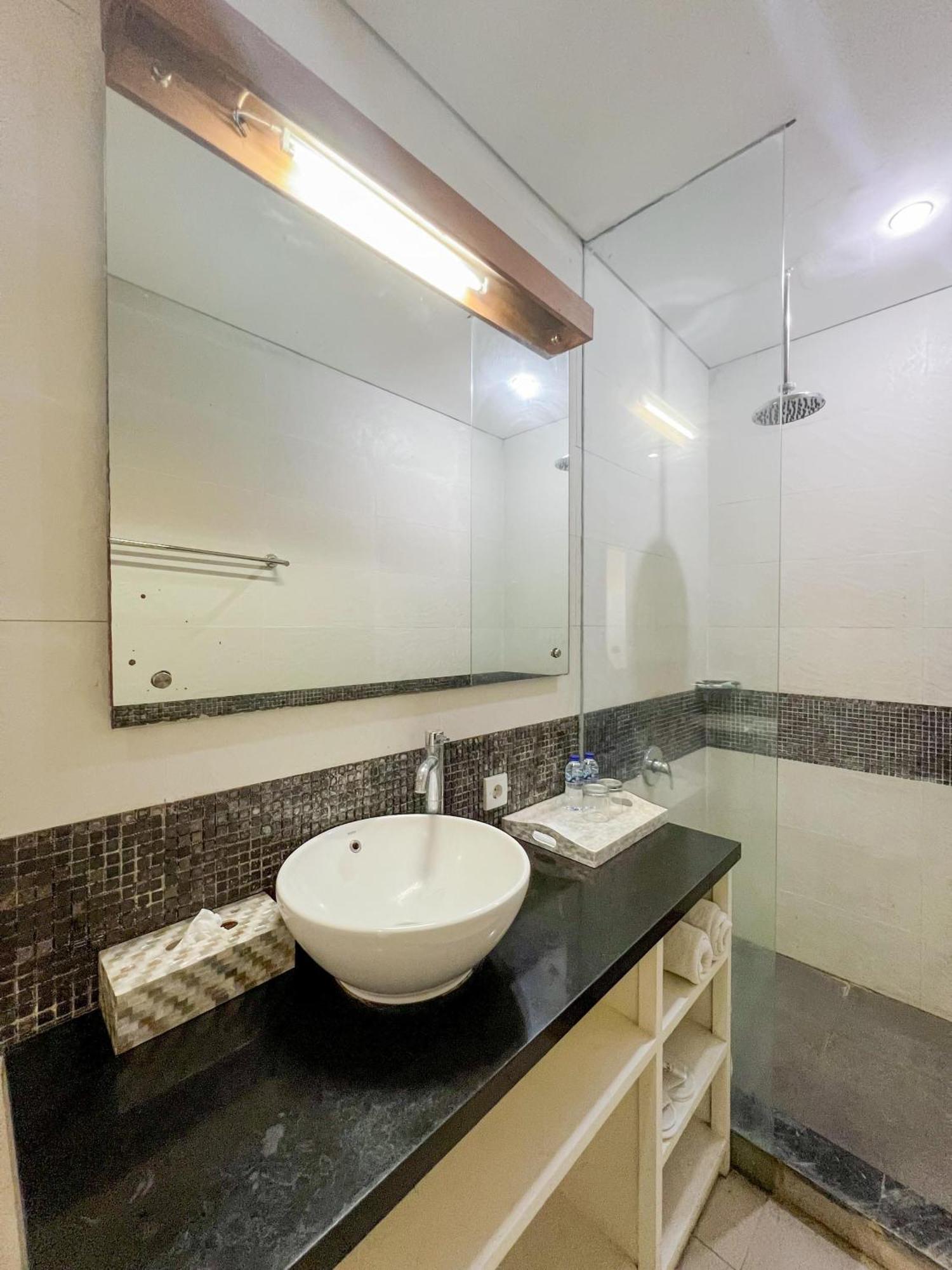 Apple Suite Apartamento Kerobokan Exterior foto